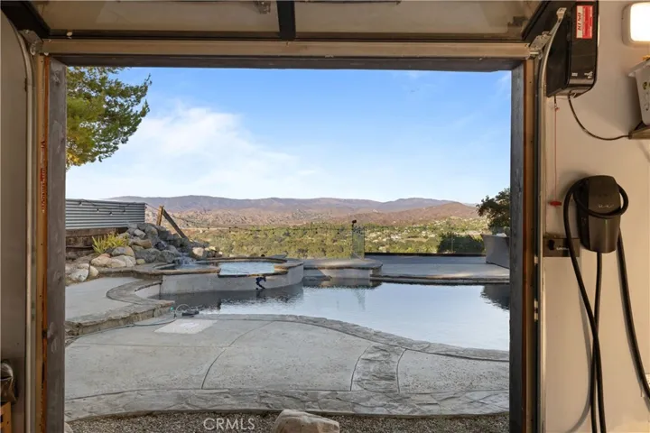 16337 Ravenglen Road, Canyon Country, California 91387