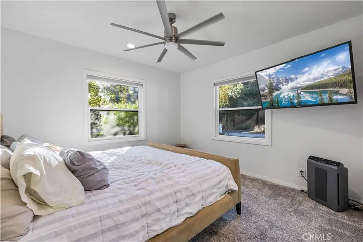 16337 Ravenglen Road, Canyon Country, California 91387