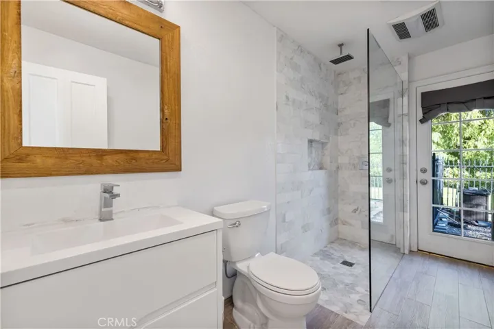 16337 Ravenglen Road, Canyon Country, California 91387