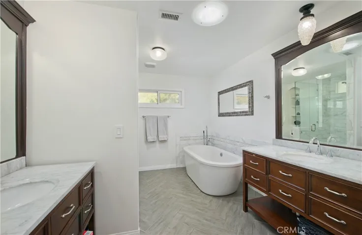 16337 Ravenglen Road, Canyon Country, California 91387