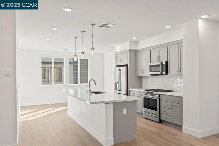 725 Delve Court, Hayward, California 94544