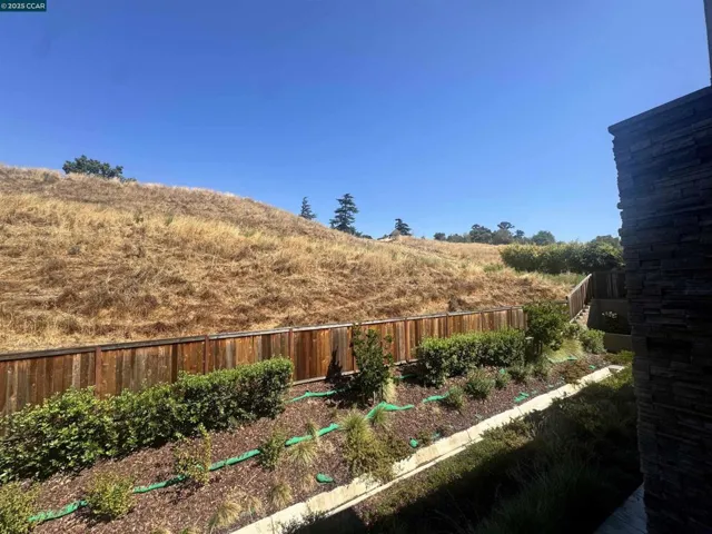 725 Delve Court, Hayward, California 94544