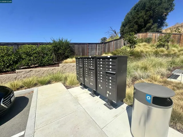 725 Delve Court, Hayward, California 94544