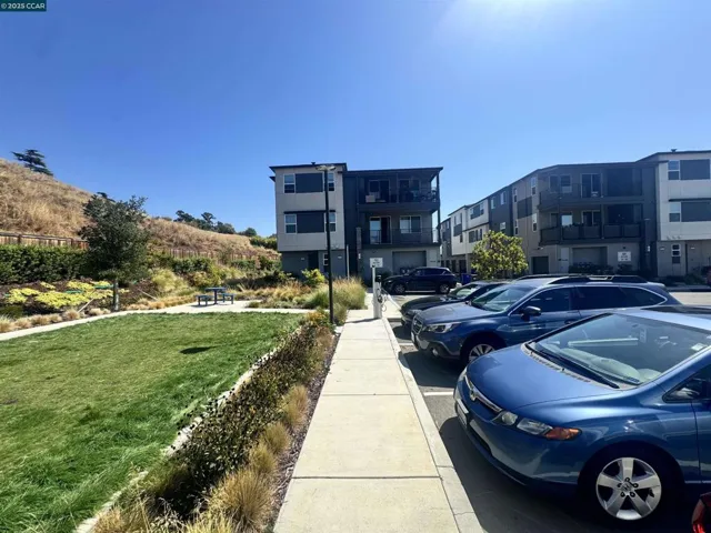725 Delve Court, Hayward, California 94544