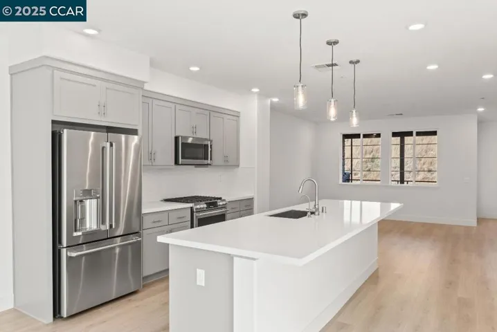725 Delve Court, Hayward, California 94544