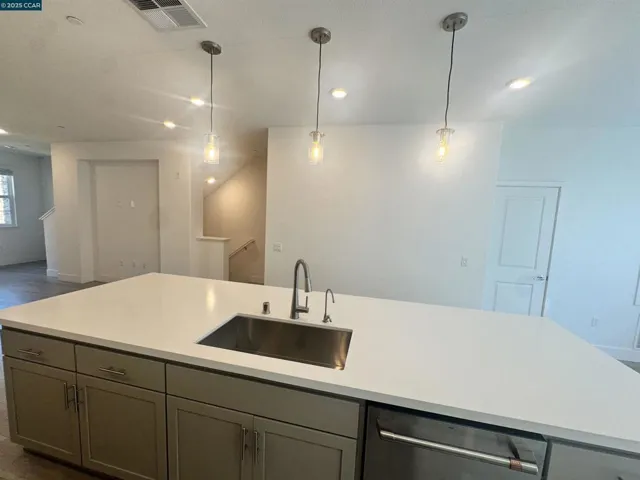 725 Delve Court, Hayward, California 94544