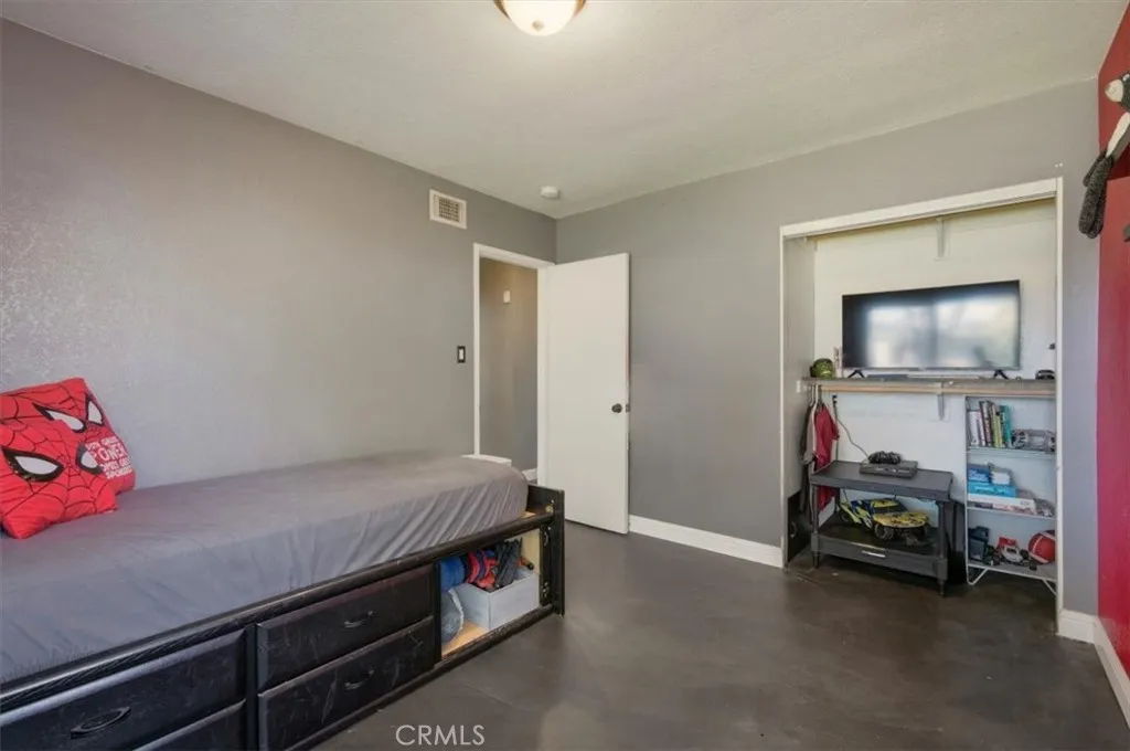 3495 Mono Drive, Riverside, California 92506 home-pic-20