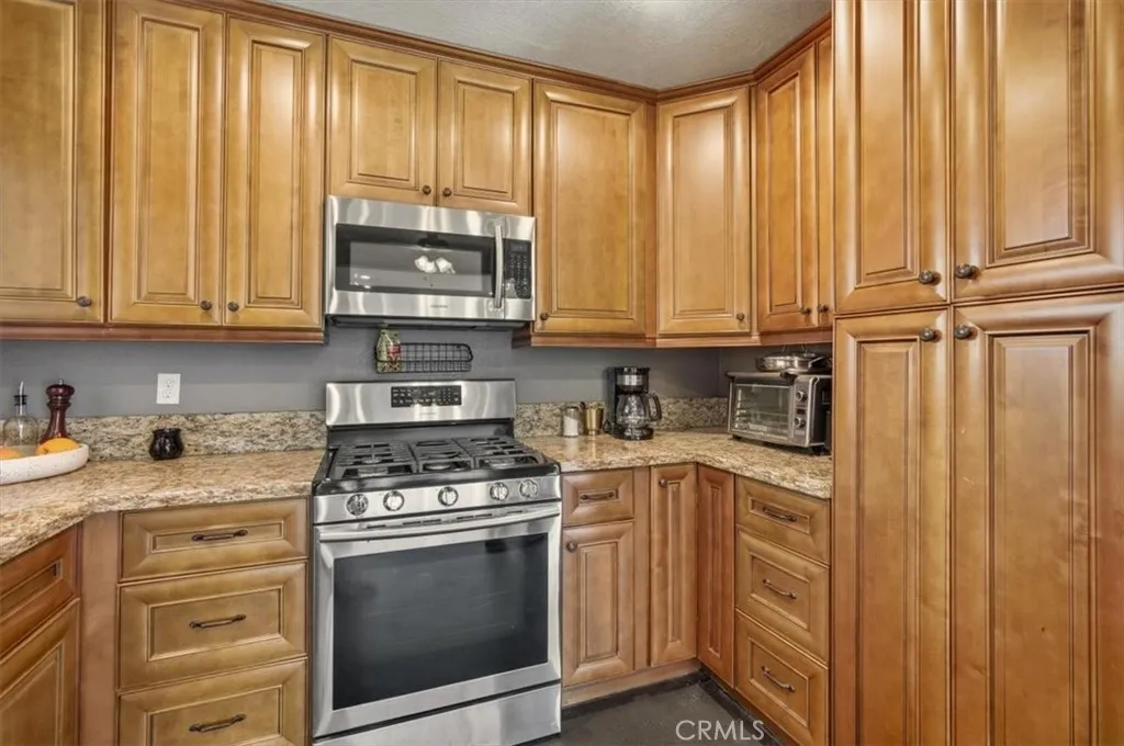3495 Mono Drive, Riverside, California 92506 home-pic-13