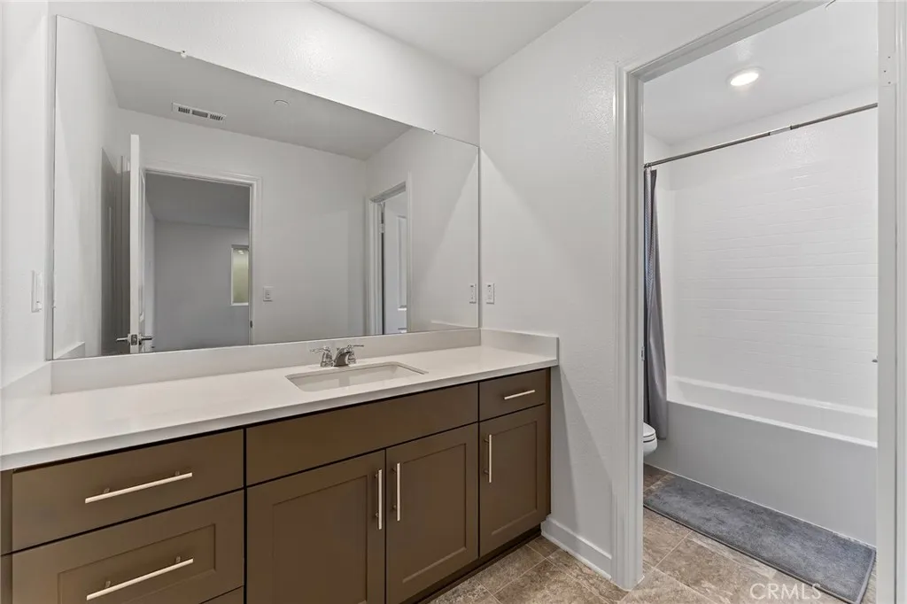 16126 Cannoli Court 2, Fontana, California 92336 home-pic-14