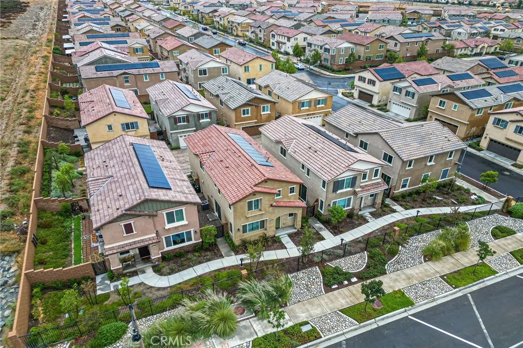 16126 Cannoli Court 2, Fontana, California 92336 home-pic-18