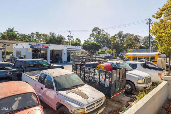 29-web-or-mls-UpmarketMedia-510EPle-067