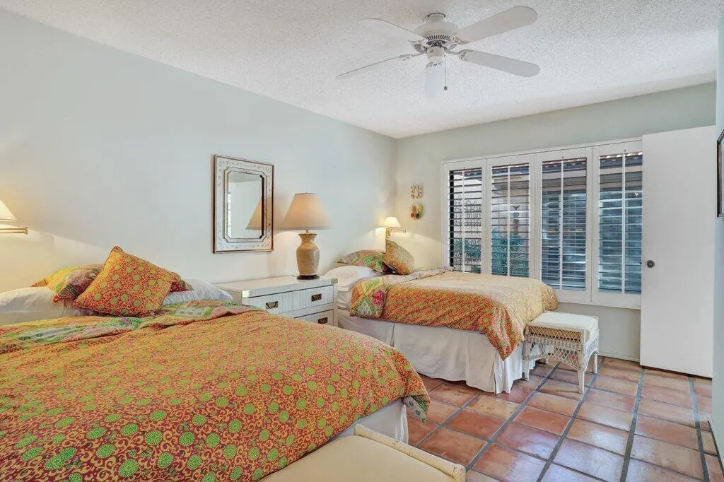 5 Acapulco Drive Drive, Palm Desert, California 92260 home-pic-20