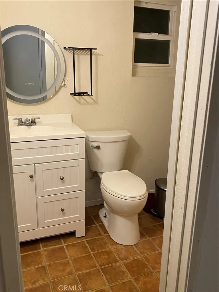 15069 Burns, Apple Valley, California 92307 home-pic-3