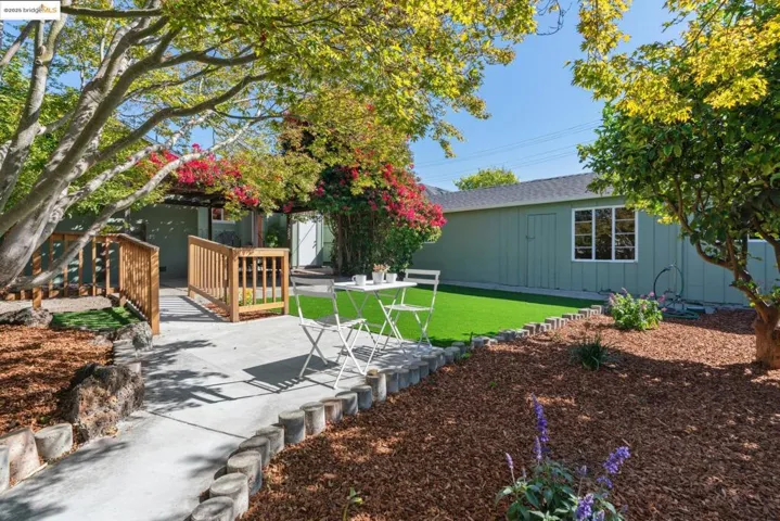 1213 Richmond St., El Cerrito, California 94530