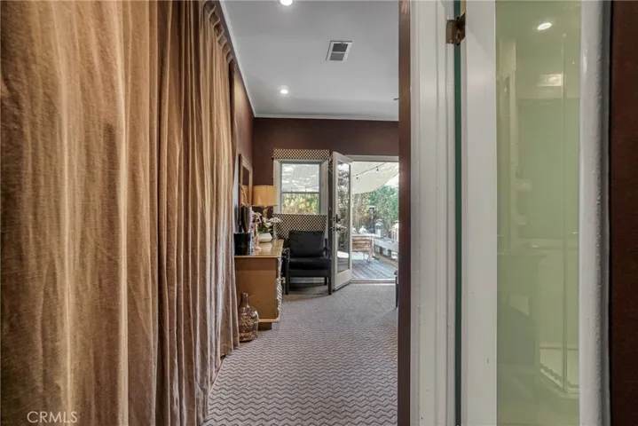 10754 Valley Spring, Studio City, California 91602
