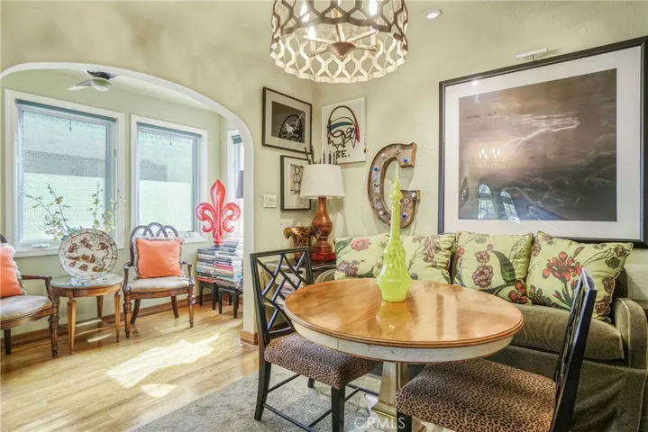 10754 Valley Spring, Studio City, California 91602