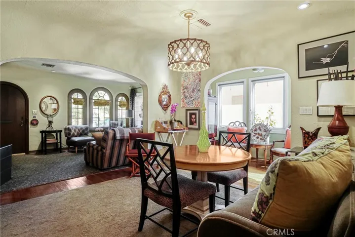10754 Valley Spring, Studio City, California 91602
