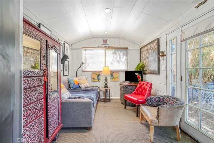 10754 Valley Spring, Studio City, California 91602
