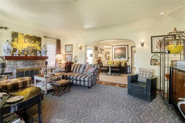 10754 Valley Spring, Studio City, California 91602