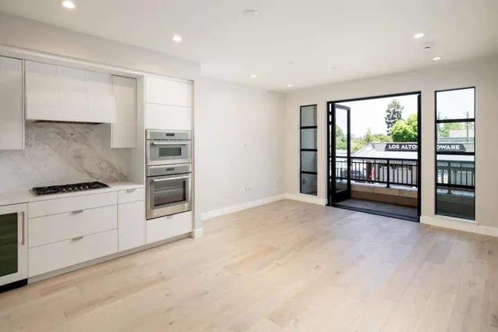 450 First Street 204, Los Altos, California 94022