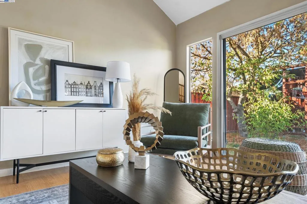 628 Lido Dr, Livermore, California 94550 home-pic-20