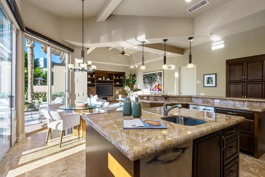 12168 Turnberry Drive, Rancho Mirage, California 92270 home-pic-25