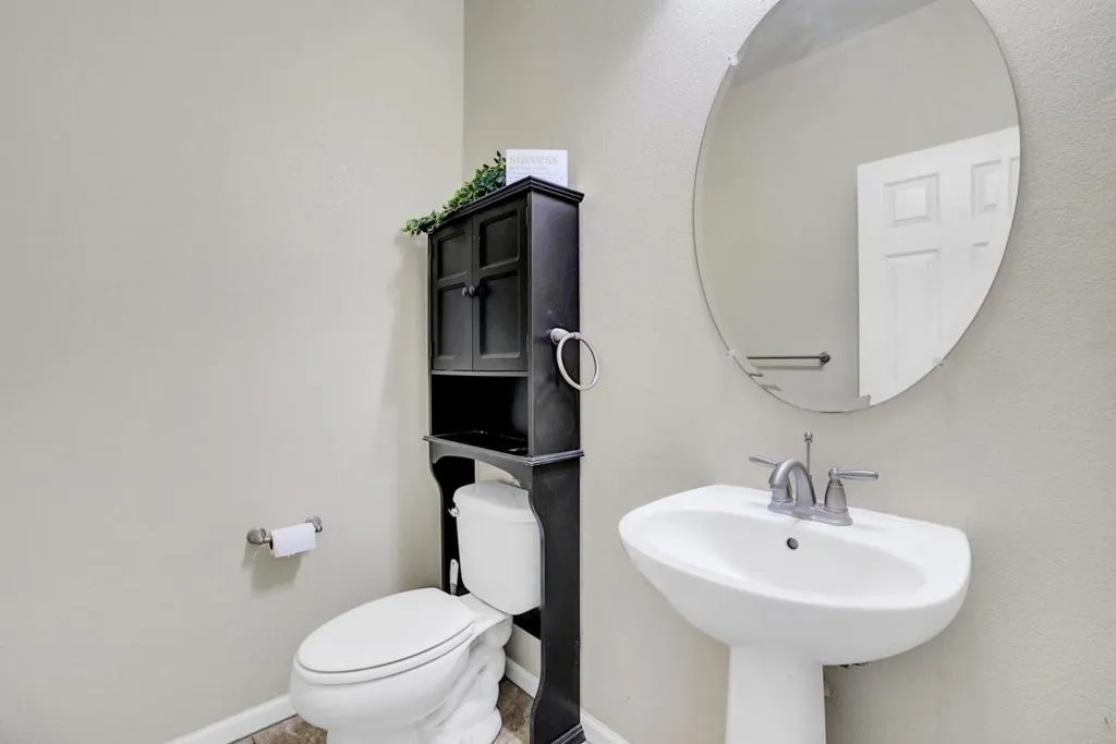 7934 Spanish Oak Circle, Gilroy, California 95020 home-pic-13