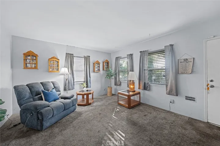 7116 Eastondale, Long Beach, California 90805