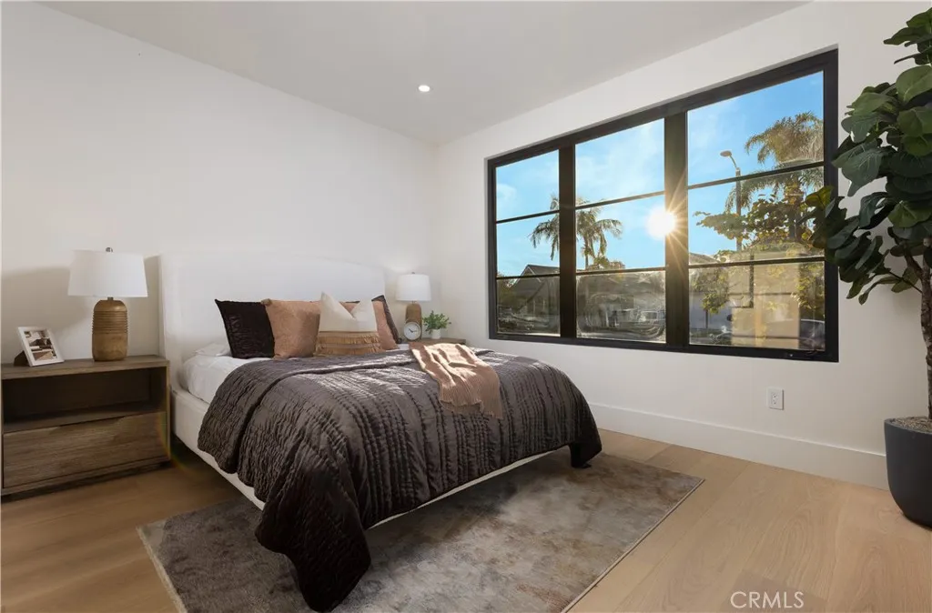 1918 Santiago Drive, Newport Beach, California 92660 home-pic-35