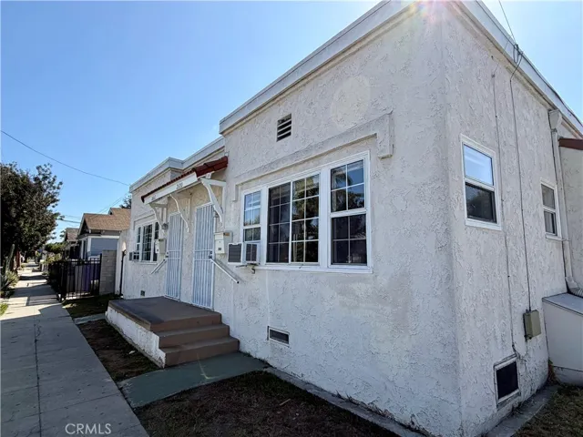 2600 E 14th Street, Long Beach, California 90804
