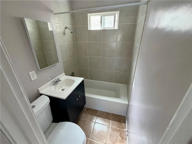 2600 E 14th Street, Long Beach, California 90804