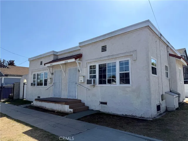 2600 E 14th Street, Long Beach, California 90804