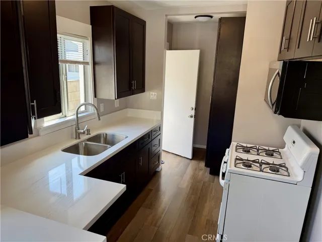 2600 E 14th Street, Long Beach, California 90804