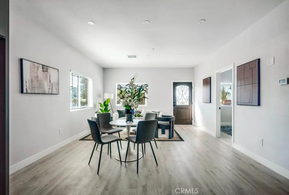 1993 Marlborough Avenue, Riverside, California 92507 home-pic-28