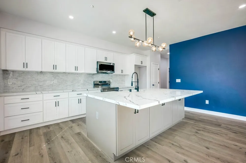 1993 Marlborough Avenue, Riverside, California 92507 home-pic-8