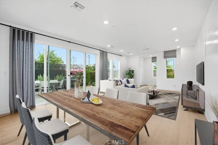Dining Open Concept