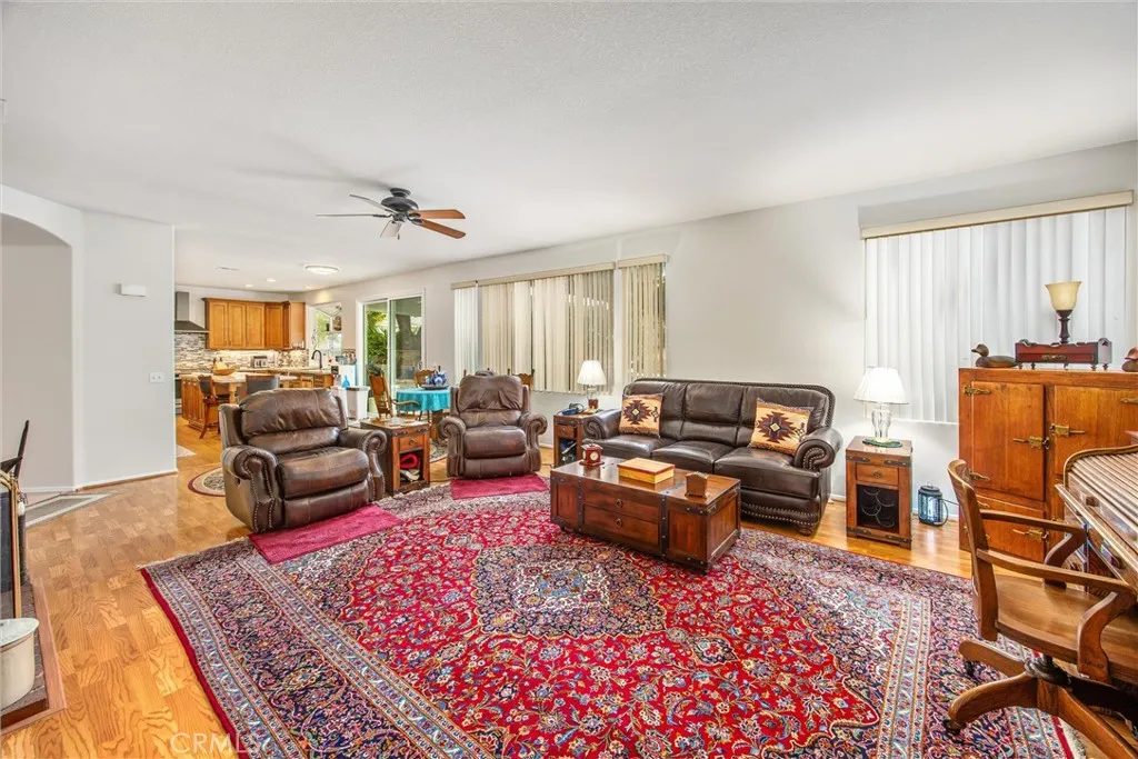 39634 Cornhusk Cir, Murrieta, California 92562 home-pic-13