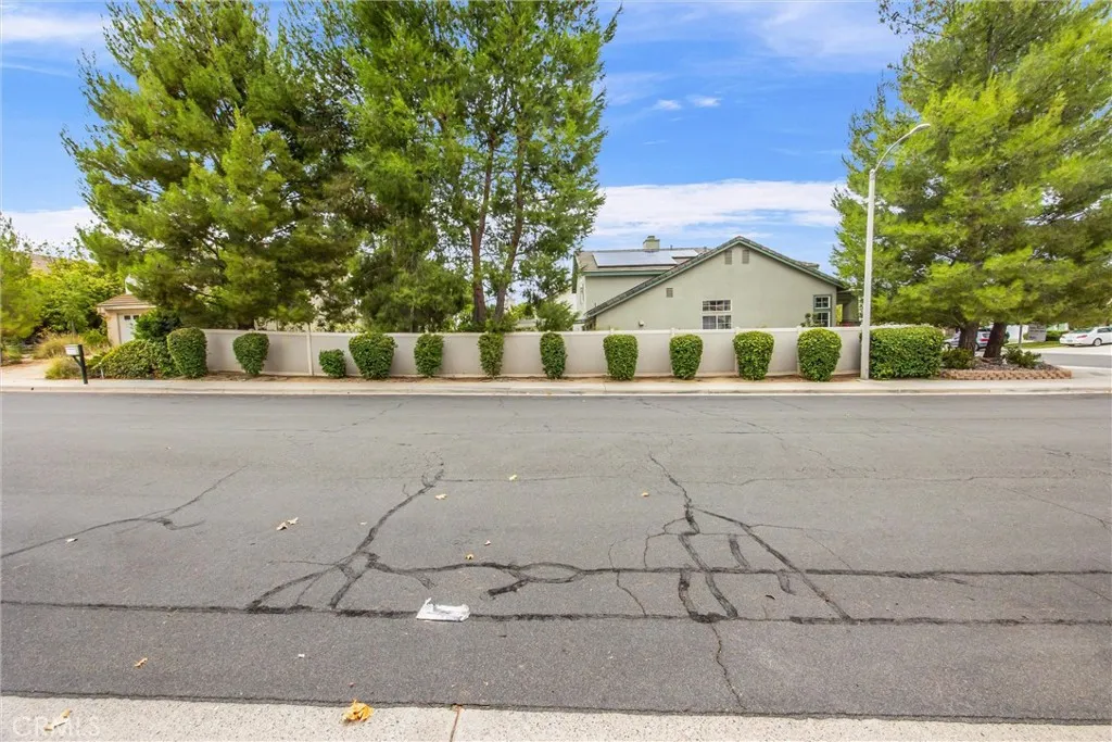 39634 Cornhusk Cir, Murrieta, California 92562 home-pic-4