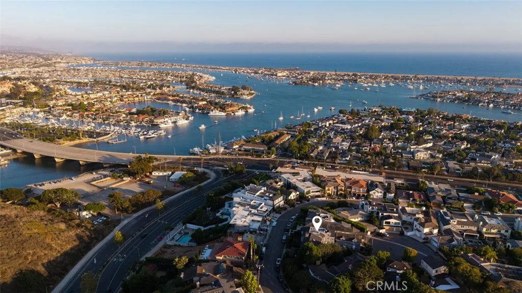 125 Kings Place, Newport Beach, California 92663 home-pic-65