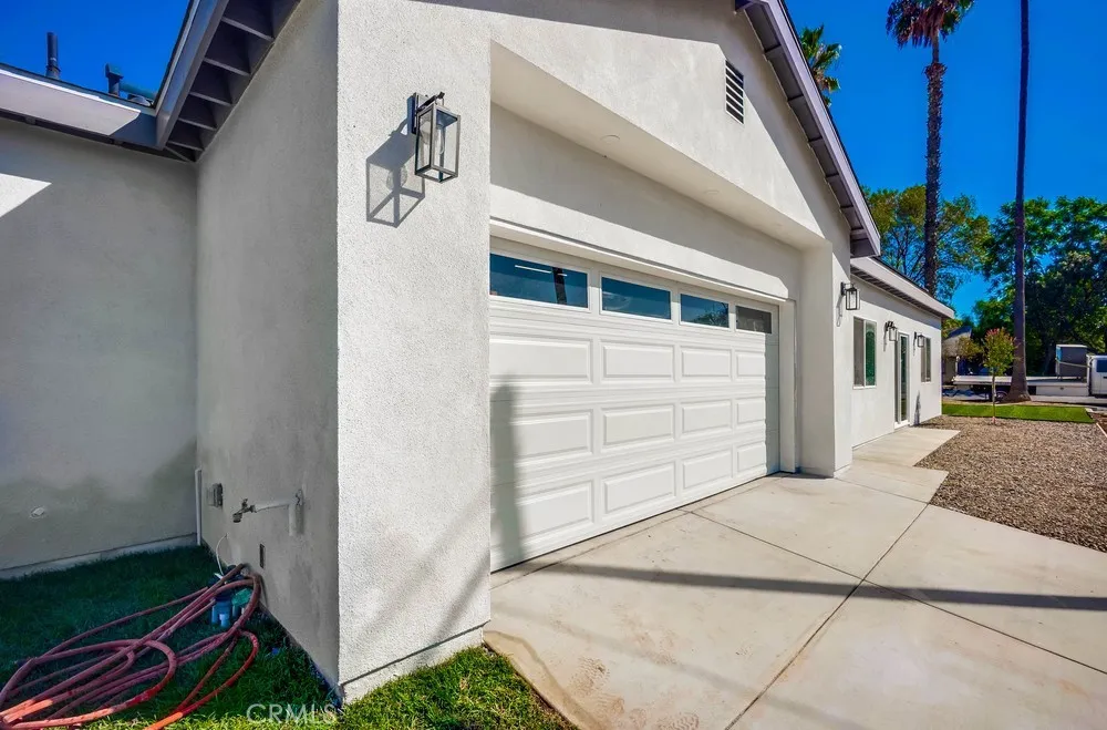 1993 Marlborough Avenue, Riverside, California 92507 home-pic-52