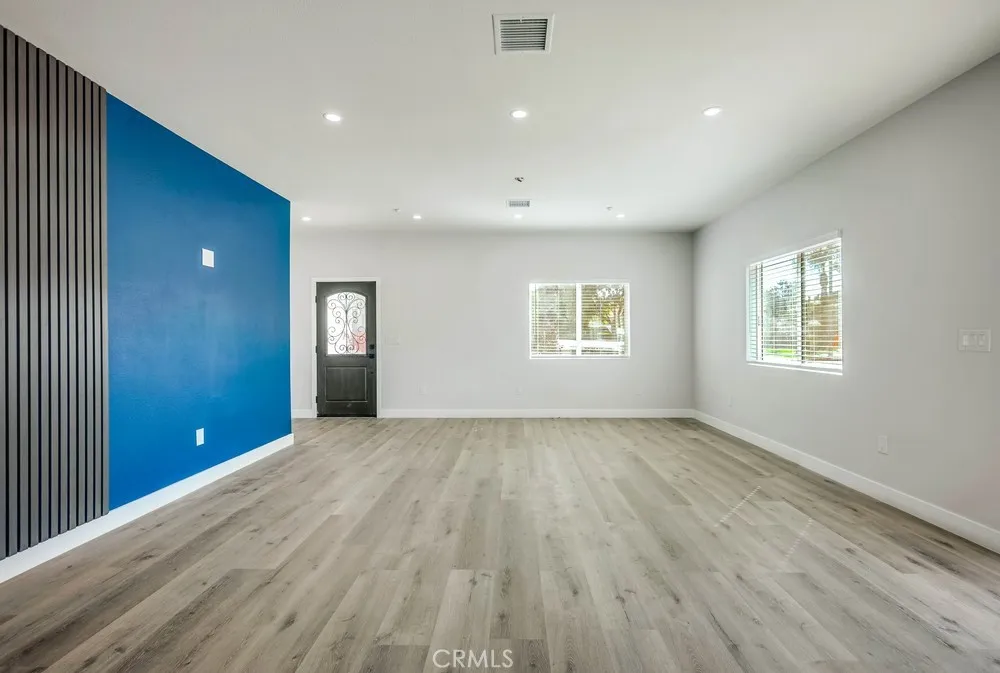 1993 Marlborough Avenue, Riverside, California 92507 home-pic-6