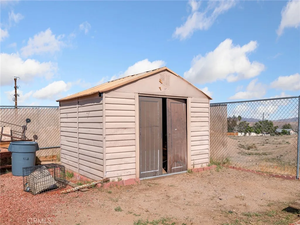 2013 Rushmore, Barstow, California 92311 home-pic-25