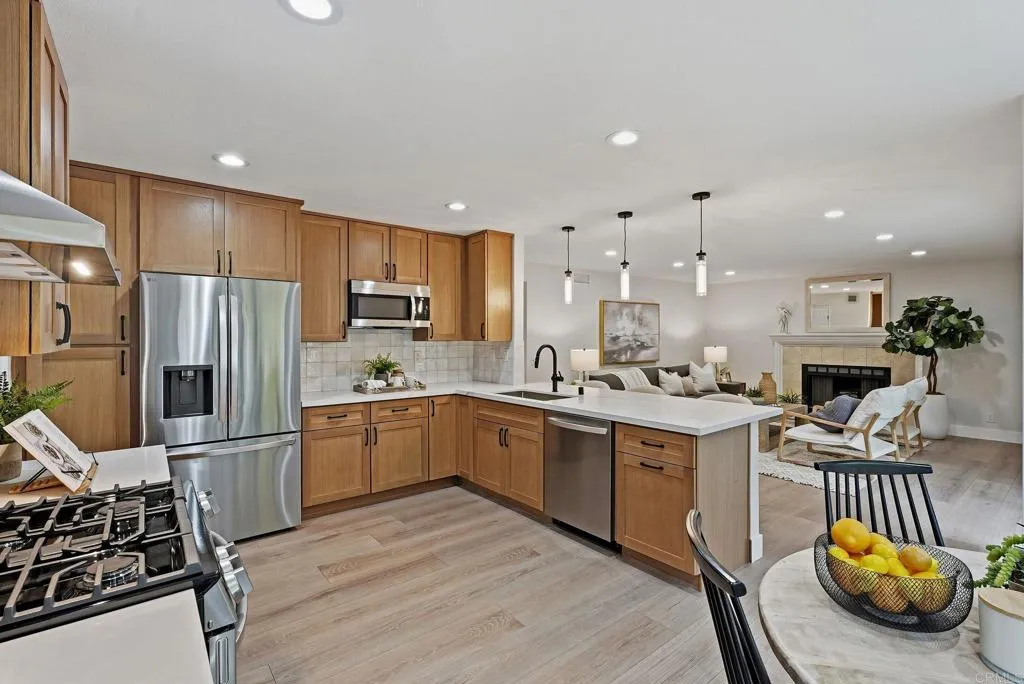 3442 Celinda Drive, Carlsbad, California 92008 home-pic-15