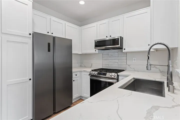 66 Vellisimo Drive, Aliso Viejo, California 92656