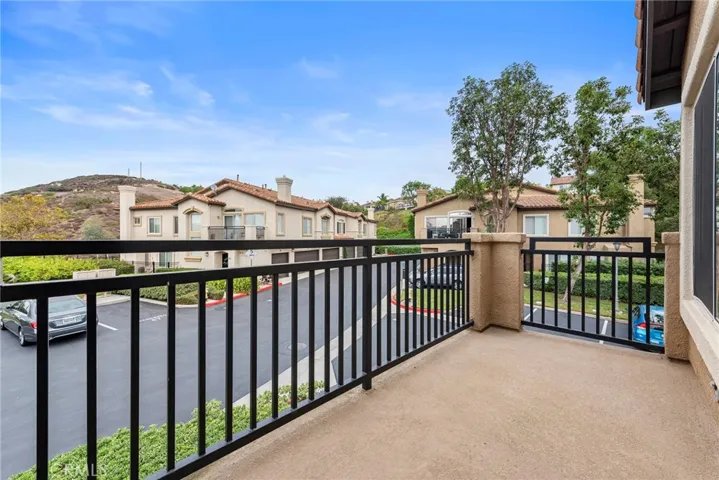66 Vellisimo Drive, Aliso Viejo, California 92656
