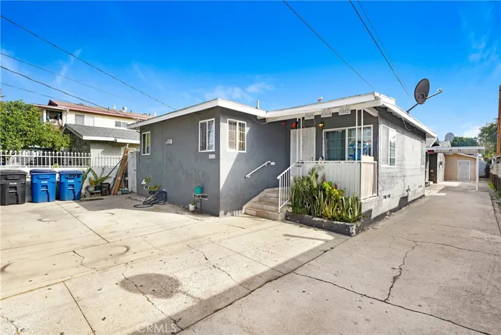 Front house - unit 1