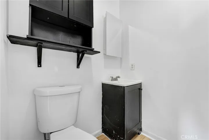 Back house - unit 3