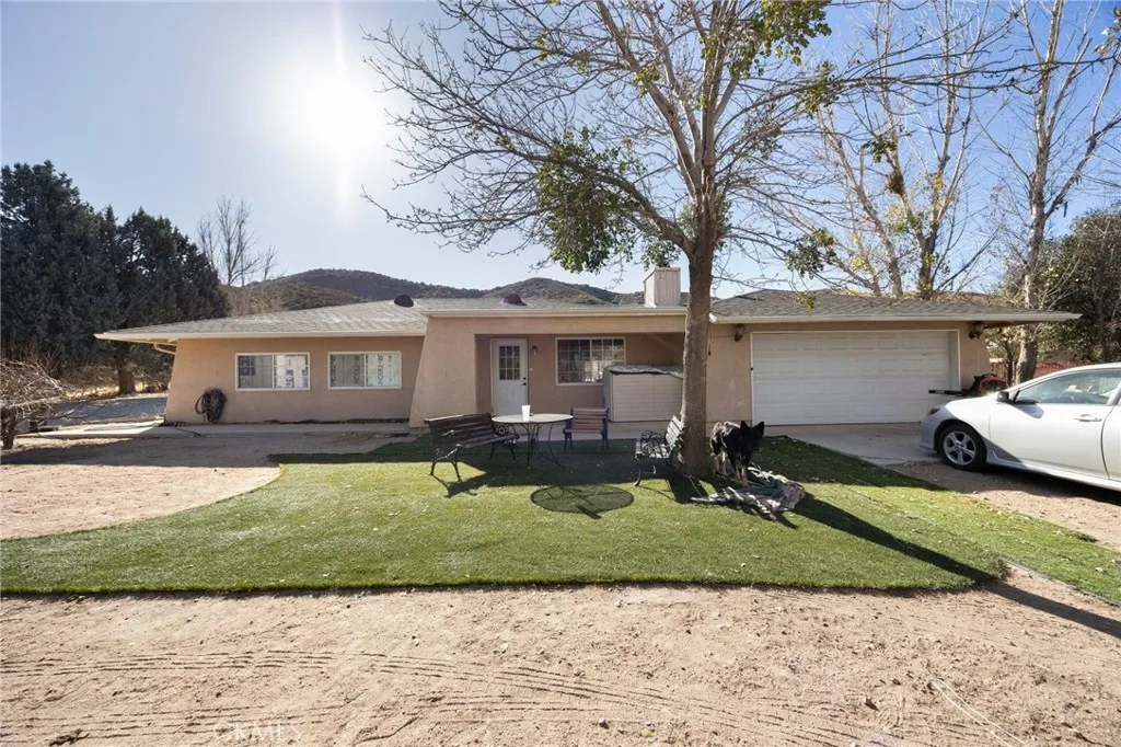 16551 State Highway 173, Hesperia, California 92345 home-pic-0