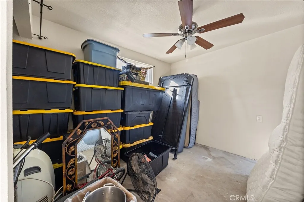 16551 State Highway 173, Hesperia, California 92345 home-pic-23
