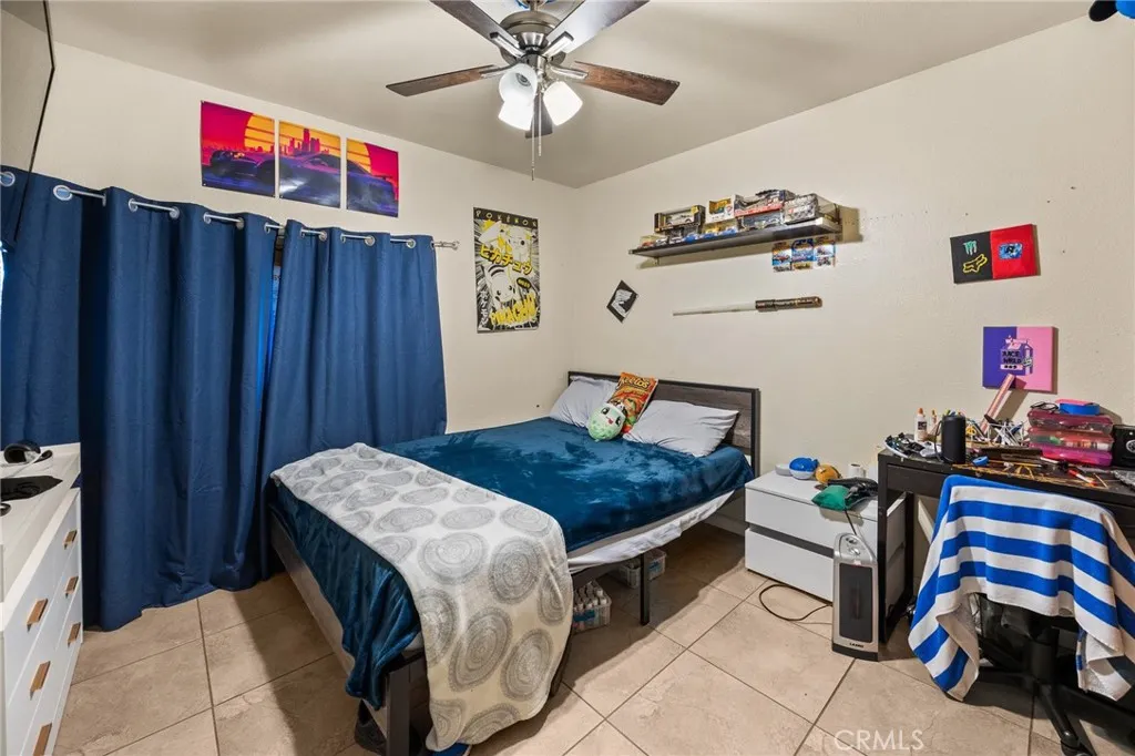 16551 State Highway 173, Hesperia, California 92345 home-pic-16